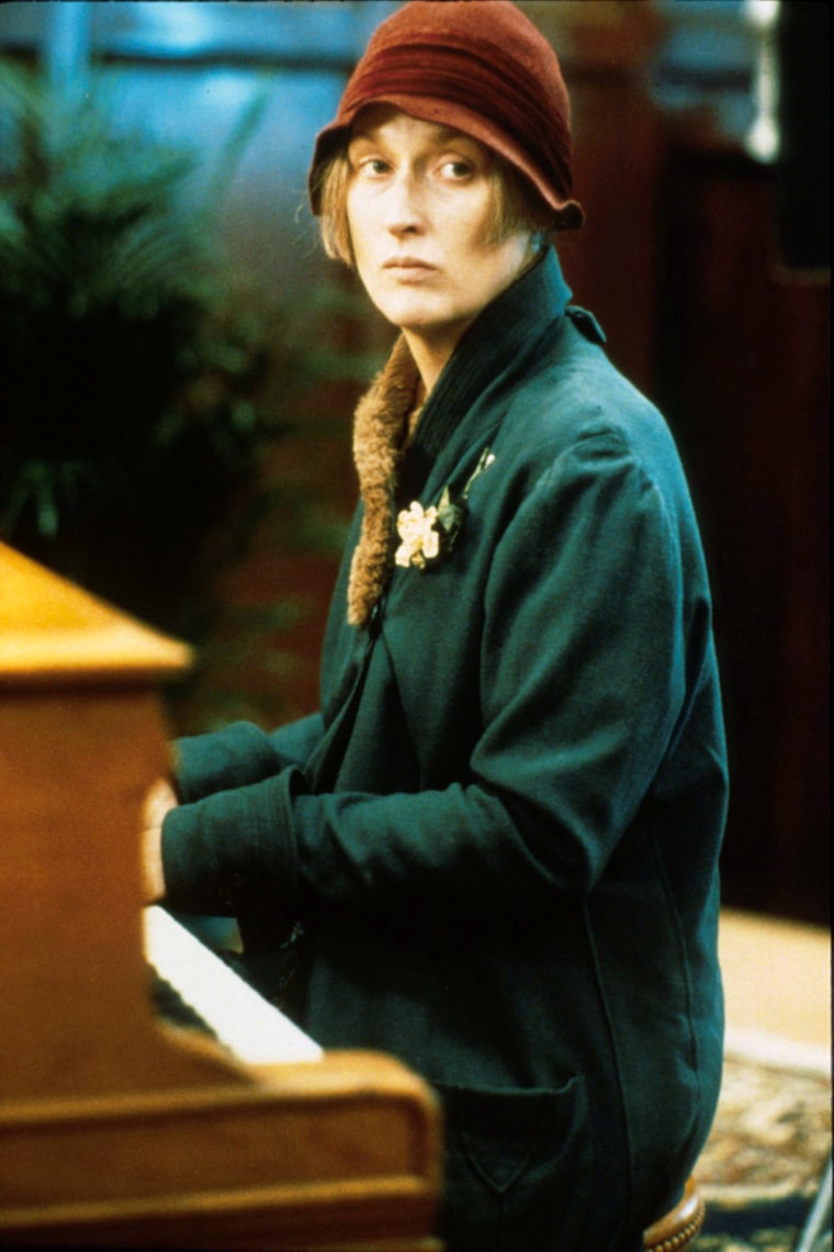 Meryl Streep sits at a piano while portraying Helen in the Hector Babenco film 
adaptation of the William Kennedy Pulitzer-prize winning novel 'Ironweed' June 
15, 1987 in the USA. 'Ironweed' is the story of Francis Phelan, an 
ex-ballplayer, part-time gravedigger, full-time drunk, and a man trying to make 
peace with the ghosts of his past and present. (Photo by Liaison)